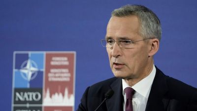 Στόλτενμπεργκ σε Μόσχα: Θα έχει υψηλό τίμημα μια επίθεση στην Ουκρανία