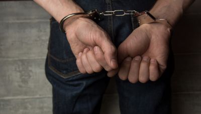Ηράκλειο: Αστυνομική επιχείρηση για ναρκωτικά- Συλλήψεις 4 ατόμων
