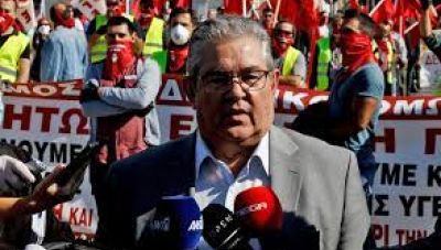 Παρών ο Κουτσούμπας στο συλλαλητήριο ενάντια στον Προϋπολογισμό