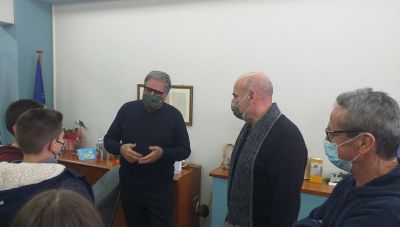 Οι μαθητές τα... έψαλαν στον Δήμαρχο Αγίου Νικολάου