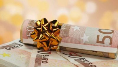 Δώρο Χριστουγέννων: Τελευταία ημέρα σήμερα για την καταβολή του
