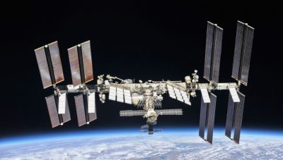 H SpaceX έστειλε χριστουγεννιάτικα δώρα στο Διεθνή Διαστημικό Σταθμό (βίντεο)