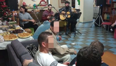 Χριστουγεννιάτικη γιορτή στη Θεραπευτική Κοινότητα ΚΕΘΕΑ ΑΡΙΑΔΝΗ