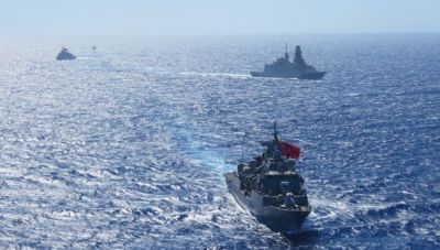 Με NAVTEX-πρόκληση η Τουρκία δεσμεύει περιοχές του Αιγαίου για ασκήσεις όλο το χρόνο