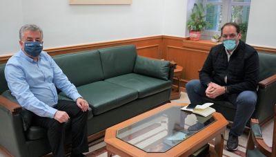 Συνάντηση του Περιφερειάρχη με τον Δήμαρχο Ανωγείων