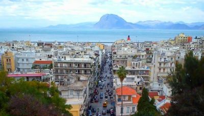 Υπό αυστηρή επιτήρηση η Πάτρα μετά τα κρούσματα-Σύσκεψη παρουσία Χρυσοχοΐδη