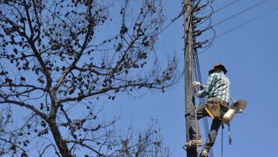 Παραμένουν για πέμπτη ημέρα χωρίς ρεύμα 3500 νοικοκυριά στην Αττική