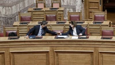 Στήριξη από Αυγενάκη σε Μενδώνη