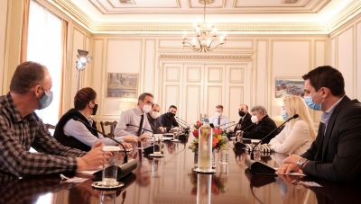 Μητσοτάκης: «Έχει έρθει η ώρα να συνεργαστούμε στενά, για να στηρίξουμε τον κλάδο της εστίασης»