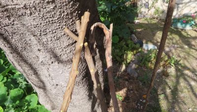 Ντεμπλες - κατσούνια- χαχαλόβεργες-βουκεντρια-μπαστούνες