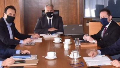 Συνεδρίαση Δ.Σ. ΚΕΔΕ: Τι είπαν Βορίδης και Πέτσας στους Δημάρχους