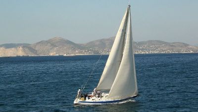 Τραγωδία στο λιμάνι της Σούδας: Βυθίστηκε ιστιοφόρο- Νεκρός ένας άνδρας
