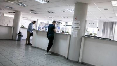 Τέλος τα μετρητά στις συναλλαγές με τις εφορίες