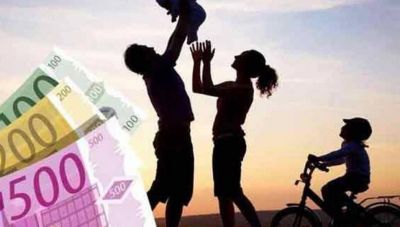 Επίδομα παιδιού: Κλείνει προσωρινά η ηλεκτρονική πλατφόρμα - Πώς θα υπολογιστεί η γ' δόση