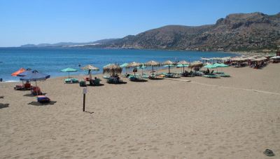 Δήμος Καντάνου Σελινου: Οι νέοι καθαρίζουν την παραλία της Παχειάς Άμμου