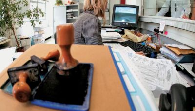 Ξεκινά η αξιολόγηση στο Δημόσιο-Ποιους αφορά