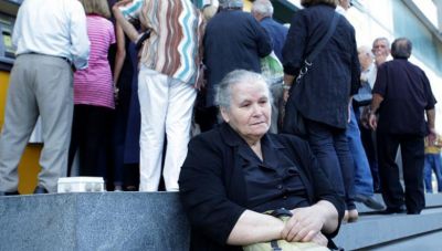 Ξεκινά έλεγχος στις συντάξεις χηρείας