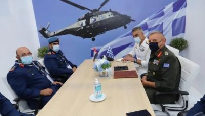 O Αρχηγός ΓΕΕΘΑ συναντήθηκε με τον Αρχηγό ΓΕΑ των Εμιράτων