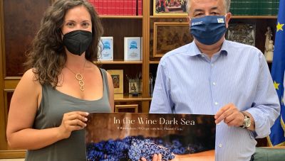 Το ντοκιμαντέρ «In the wine dark sea» για το κρασί προβάλλει τον κρητικό αμπελώνα