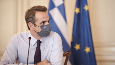 O Μητσοτάκης στις οικογένειες των θυμάτων από τις φονικές πλημμύρες στην Ευρώπη