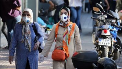 Ιράν: Λουκέτο σε δημόσιες υπηρεσίες και τράπεζες λόγω κορωνοϊού