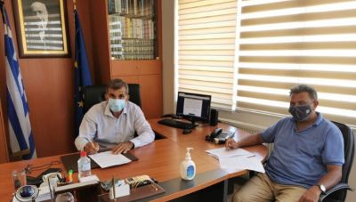 Δήμος Αμαρίου: Έπεσαν οι υπογραφές για παρεμβάσεις σε αγροτικούς δρόμους 