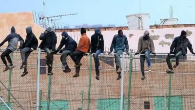Ισπανία: Πάνω από 200 μετανάστες κατάφεραν να μπουν στον θύλακα της Μελίγια