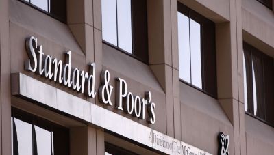 S&P: Ψήφος εμπιστοσύνης για τις ελληνικές τράπεζες-Έτοιμες να στηρίξουν την οικονομία