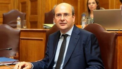 Χατζηδάκης: Βασική μας προτεραιότητα η υγεία και η ασφάλεια στην εργασία