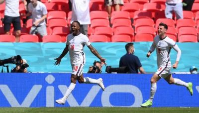 Με το δεξί ξεκίνησε η Αγγλία