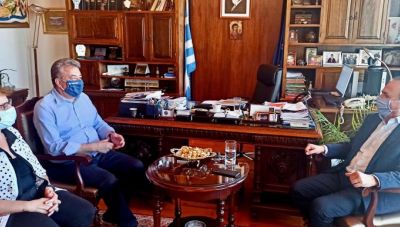 Τετ α τετ Δημάρχου και Περιφερειάρχη