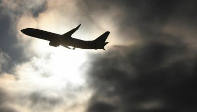 Εκπαιδευτικό αεροσκάφος έπεσε σε κοτέτσι στην Ηλεία: Δυο νεκροί