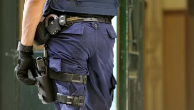 Αστυνομικός αυτοπυρπολήθηκε με το υπηρεσιακό του όπλο