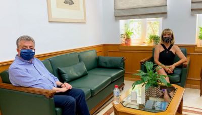 Επί τάπητος τα έργα που υλοποιούνται στα Χανιά και η στήριξη του τουρισμού 