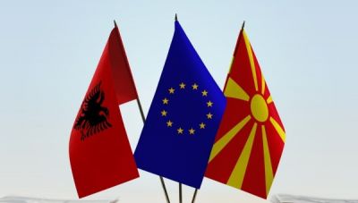 Προσπάθεια ταυτόχρονης έναρξης της ενταξιακής διαδικασίας για Βόρεια Μακεδονία και Αλβανία
