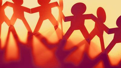 Τα αληθινά τους ονόματα. Φιλία με την Επιστήμη