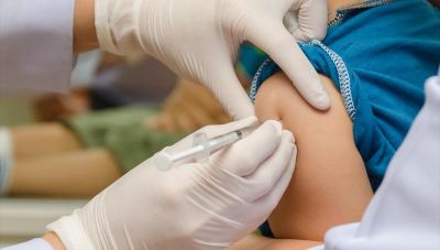 Moderna: Αποτελεσματικό 100% το εμβόλιο κατά του κορωνοϊού σε εφήβους 12-15 ετών