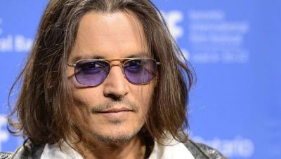 Τζόνι Ντεπ: Ανδρας μπήκε στην έπαυλή του, έκανε... ντους και ήπιε ποτό