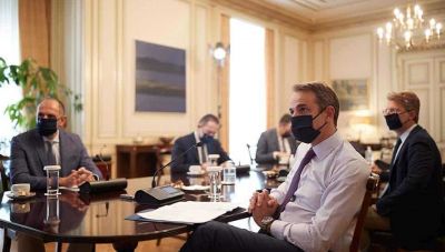 Συνέδριο του υπουργικού συμβουλίου υπό τον Μητσοτάκη τη Δευτέρα - Τα θέματα συζήτησης