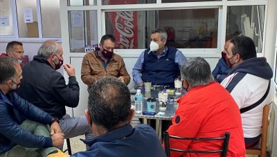Στη Βουλή οι απολύσεις οδηγών τουριστικών λεωφορείων 
