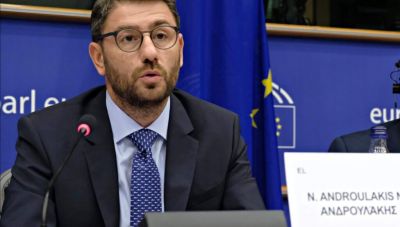 Νίκος Ανδρουλάκης: Δεν κλείνω το μάτι ούτε στο ΣΥΡΙΖΑ ούτε στη ΝΔ