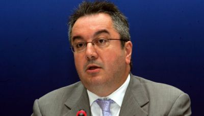Τι αναφέρει ο Ηλίας Μόσιαλος για τη νέα αφρικανική παραλλαγή του κορωνοϊού