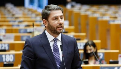 Ανδρουλάκης: Απαιτείται ανανέωση και αξιοπιστία για να ανατρέψουμε τους πολιτικούς συσχετισμούς