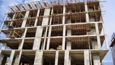 Το άλμα στο κόστος της οικοδομής φρενάρει την οικοδομική δραστηριότητα