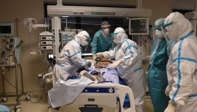 Μία ανάσα πριν τους 16.000 νεκρούς από covid-19 η Ελλάδα