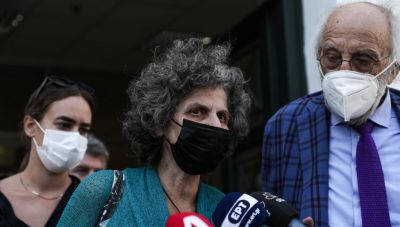 Μαργαρίτα Θεοδωράκη: Δεν ξέρω αν θα πάω στο μνημόσυνο του πατέρα μου