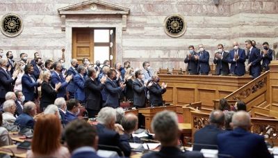 Εγκρίθηκε κατά πλειοψηφία από τη Βουλή η συμφωνία Ελλάδας-Γαλλίας