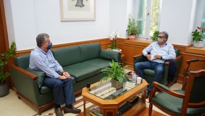 Συνάντηση του Περιφερειάρχη με τον Δήμαρχο Αγ. Νικολάου για μεταφορά νερού και ανάπλαση Ελούντας