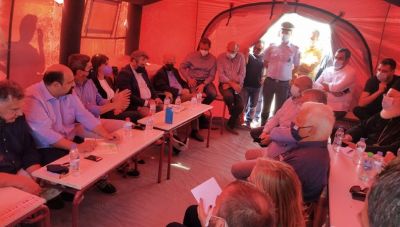 Νέα σύσκεψη στο Αρκαλοχώρι: Ξεκινούν οι πρώτες πληρωμές στους σεισμοπαθείς- Λυόμενες αίθουσες στο Θραψανό 