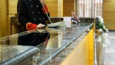 Ανοίγει πόρτα για ανήλικους εργαζόμενους στα ξενοδοχεία;- H ΠΟΕΕΤ ζητάει εξηγήσεις